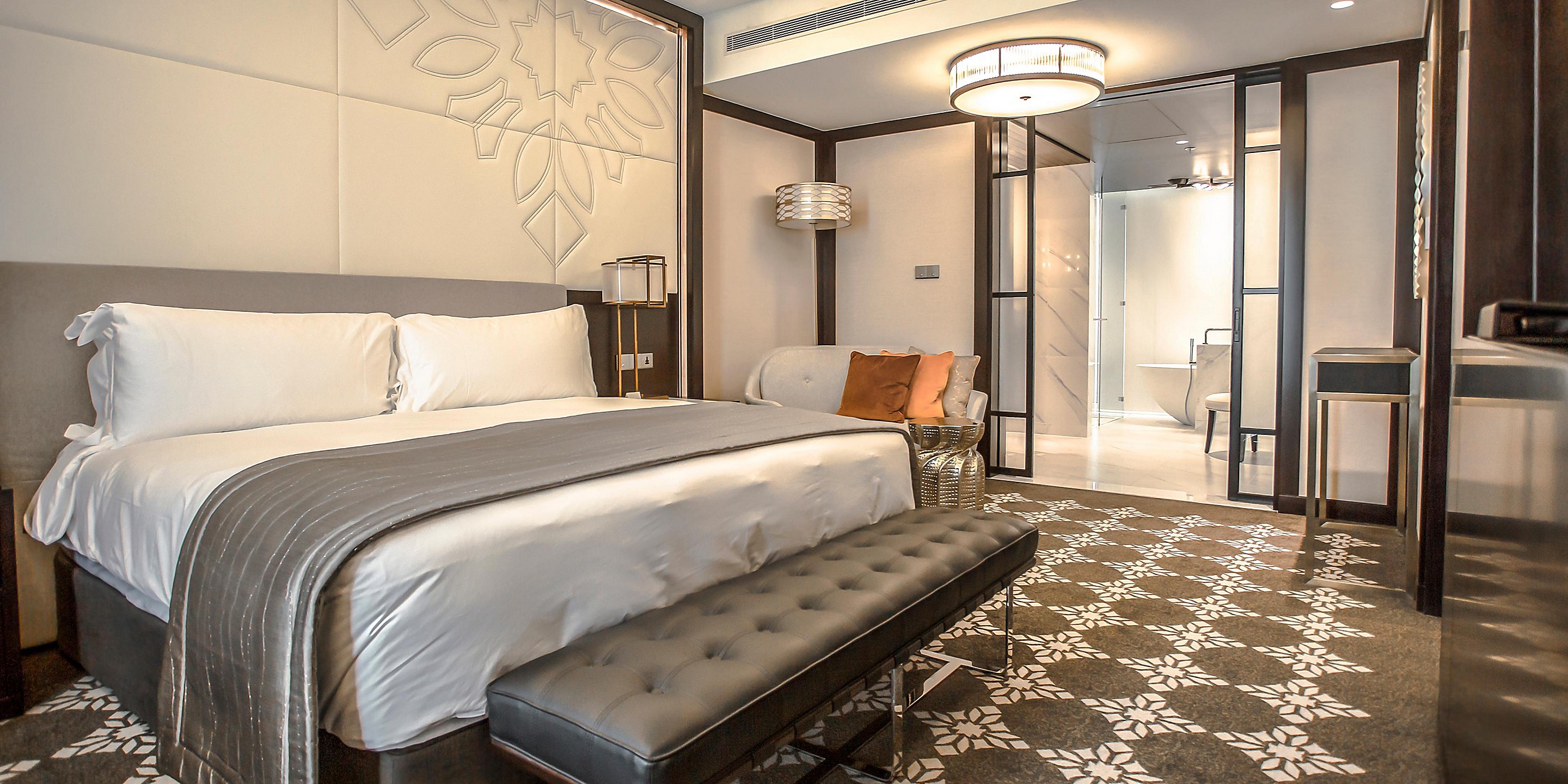 Commercial Hotel Furniture Bedroom Sets High Density Soft Mattress