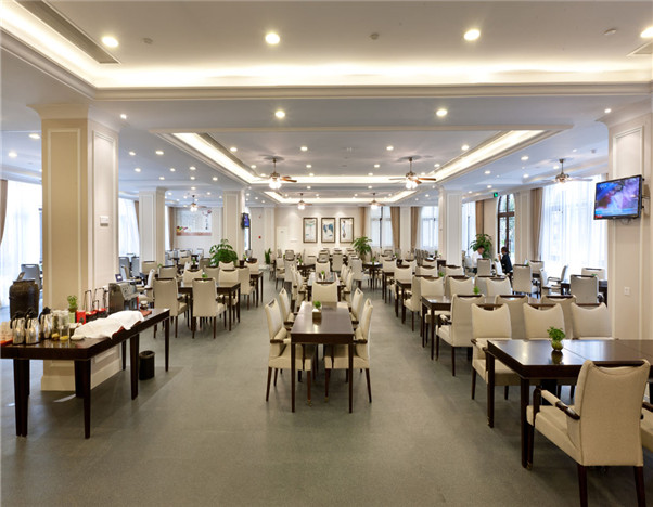 luxury hotel furniture supplier