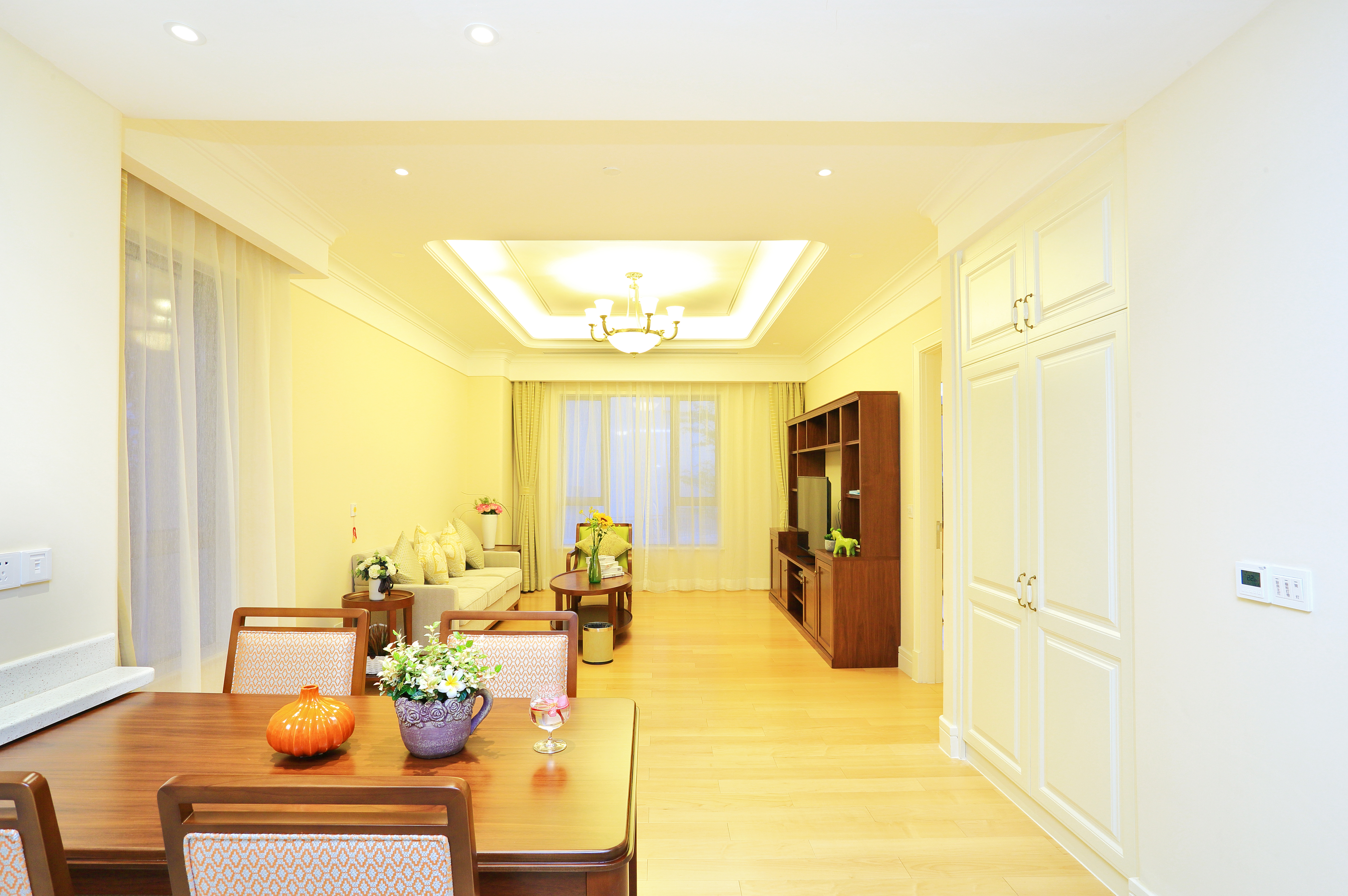 Important China Hotel Furniture