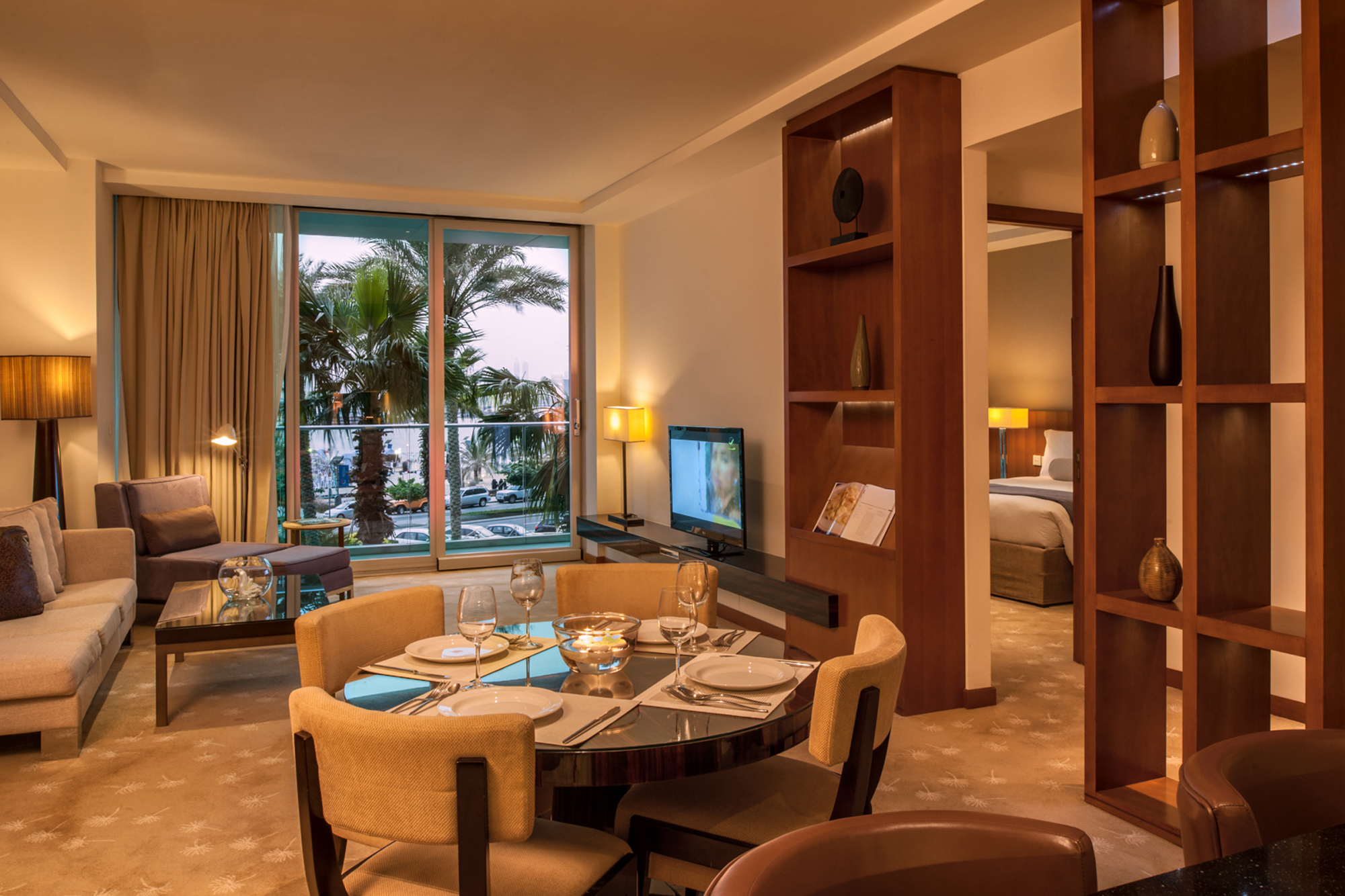 China Custom Made Hotel Furniture