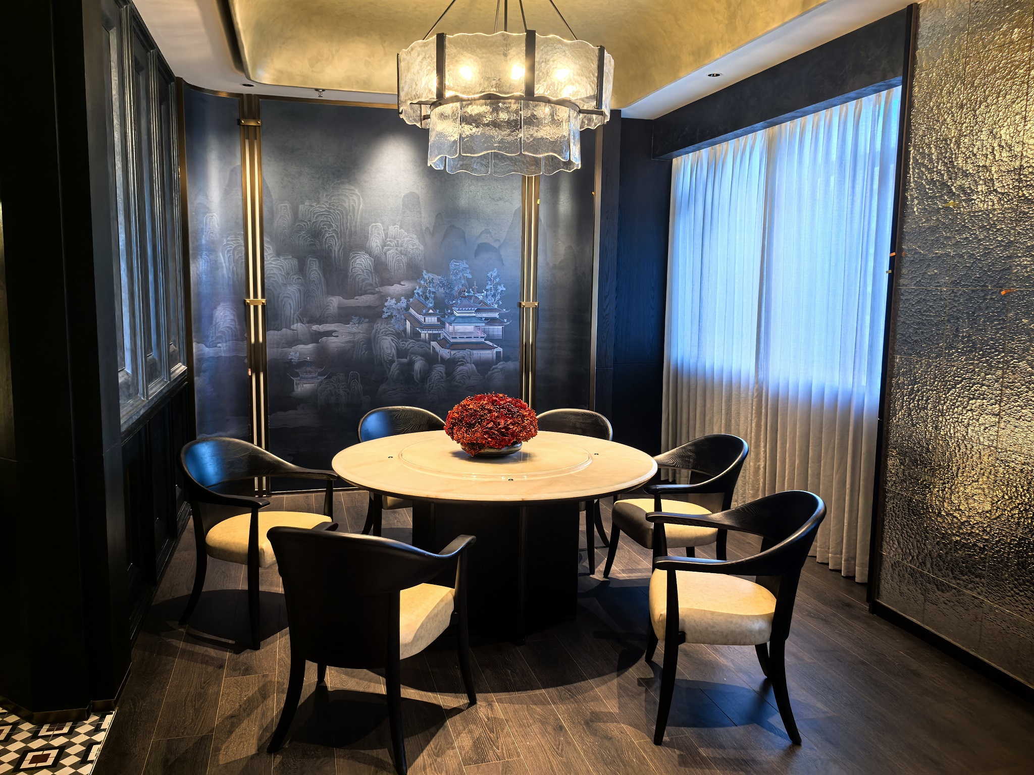 custom hotel furniture manufacturer