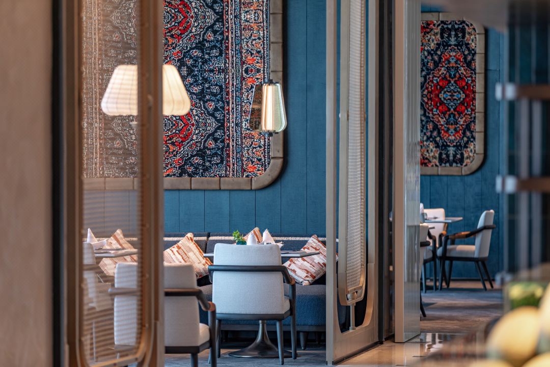 INTERCONTINENTAL YINING